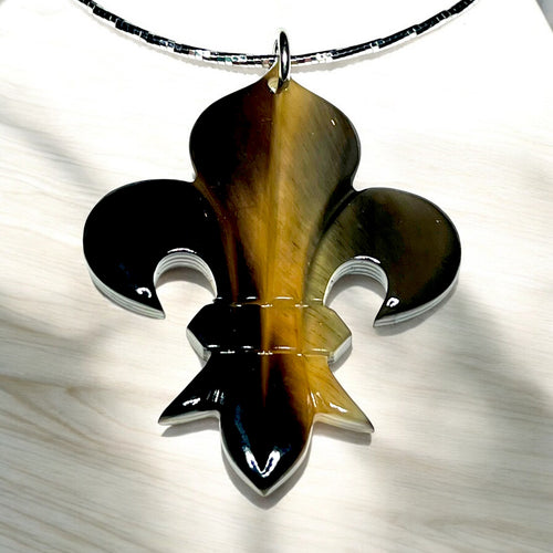 “Majestic Fleur” Buffalo Horn Necklace